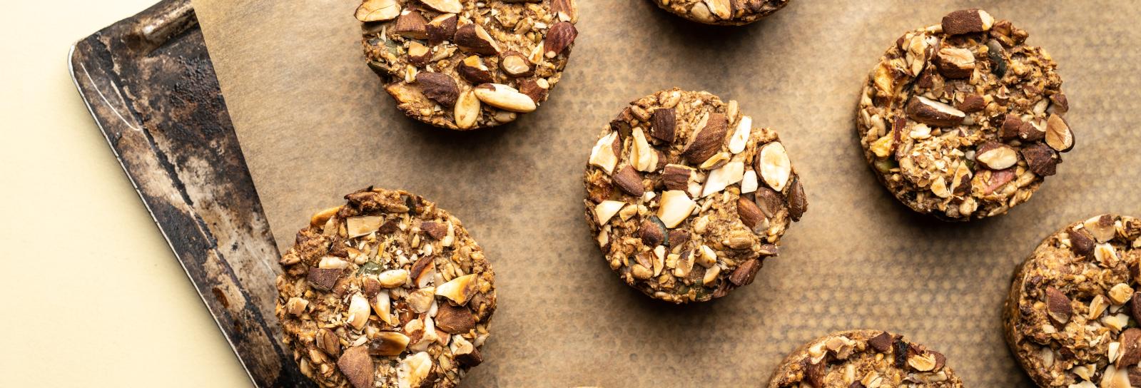 Glutenfri kernemuffins med æbler og kanel