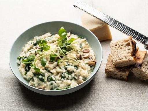 Risotto med svampe, spinat og foccaciabrød